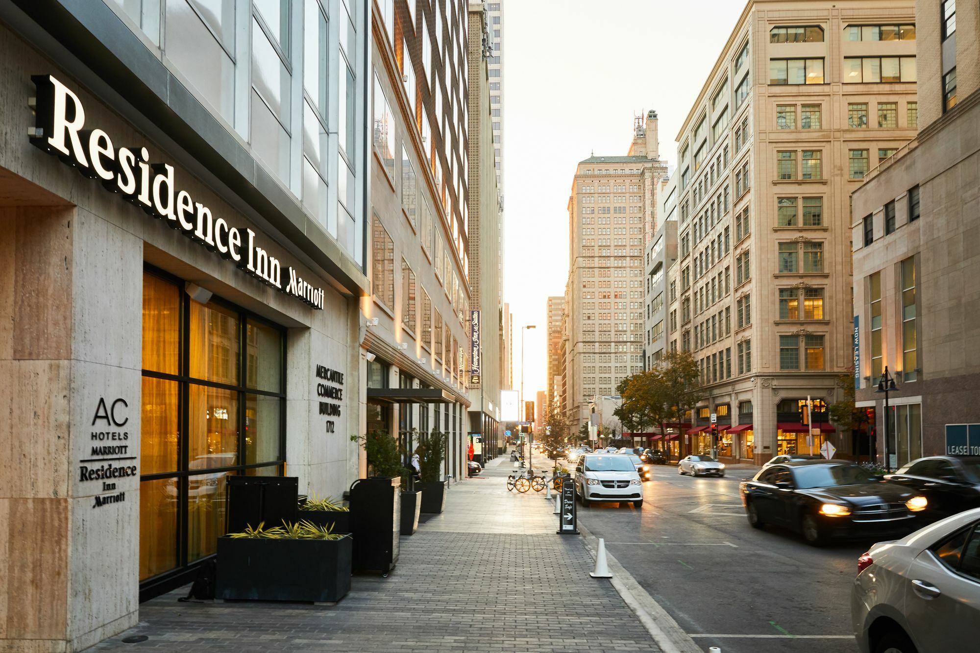 Residence Inn By Marriott Dallas Downtown Esterno foto