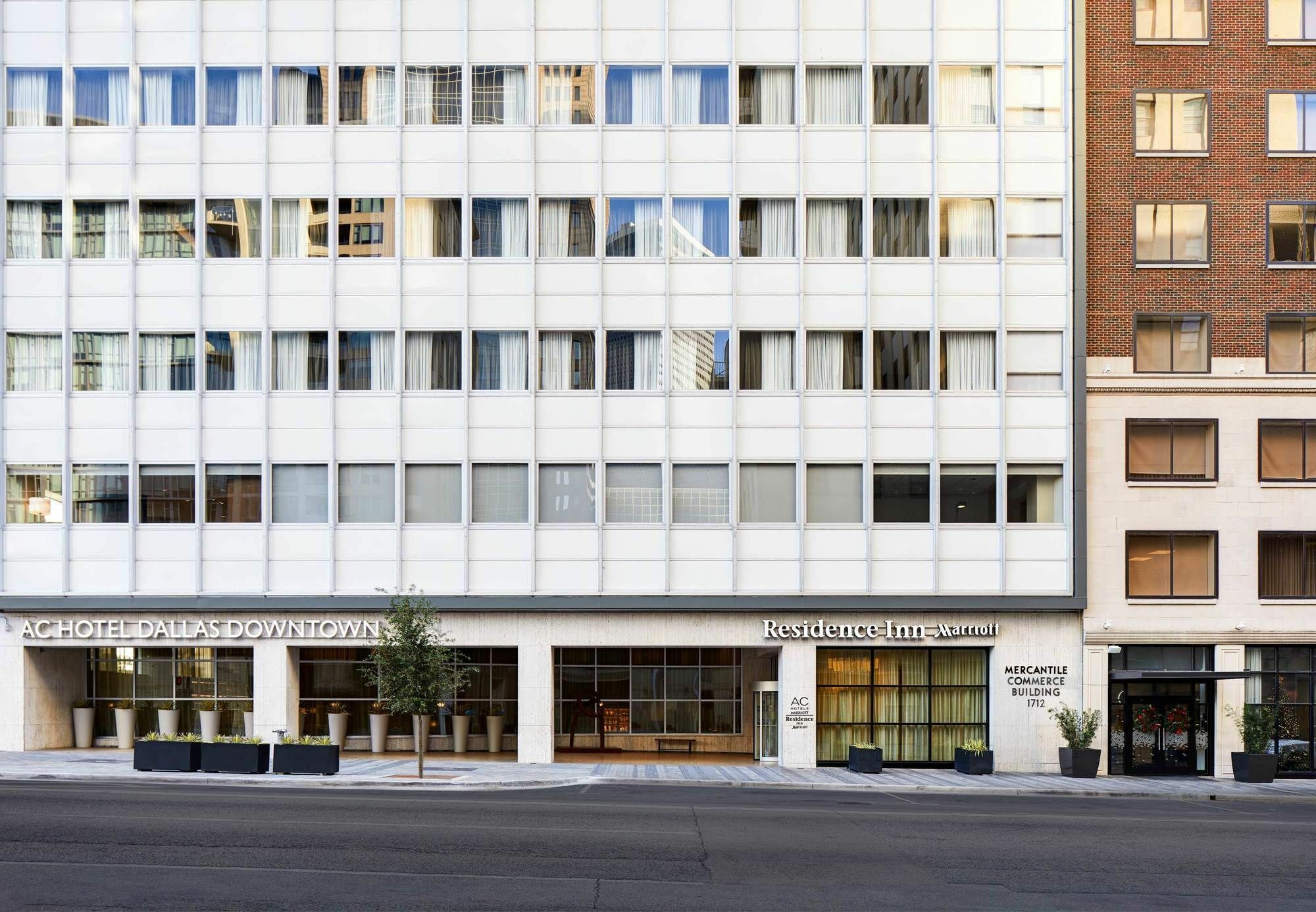 Residence Inn By Marriott Dallas Downtown Esterno foto